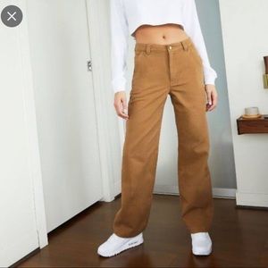 NWT Aritzia Cargo Jeans